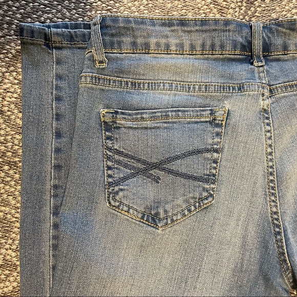 AEROPOSTALE Light Wash Skinny Jeggings Size 8 Regular - Picture 5 of 9